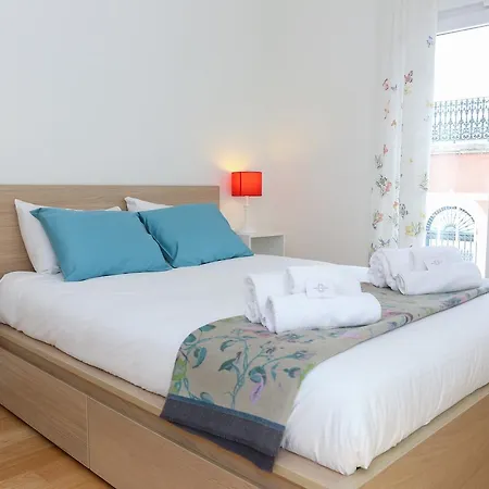 Apartament Azulejos' Charming With Terrace 2 By Lisbonne Collection *