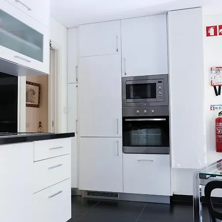 Azulejos' Charming With Terrace 2 By Lisbonne Collection Appartement *