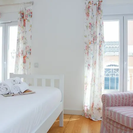 Azulejos' Charming With Terrace 2 By Lisbonne Collection Διαμέρισμα *